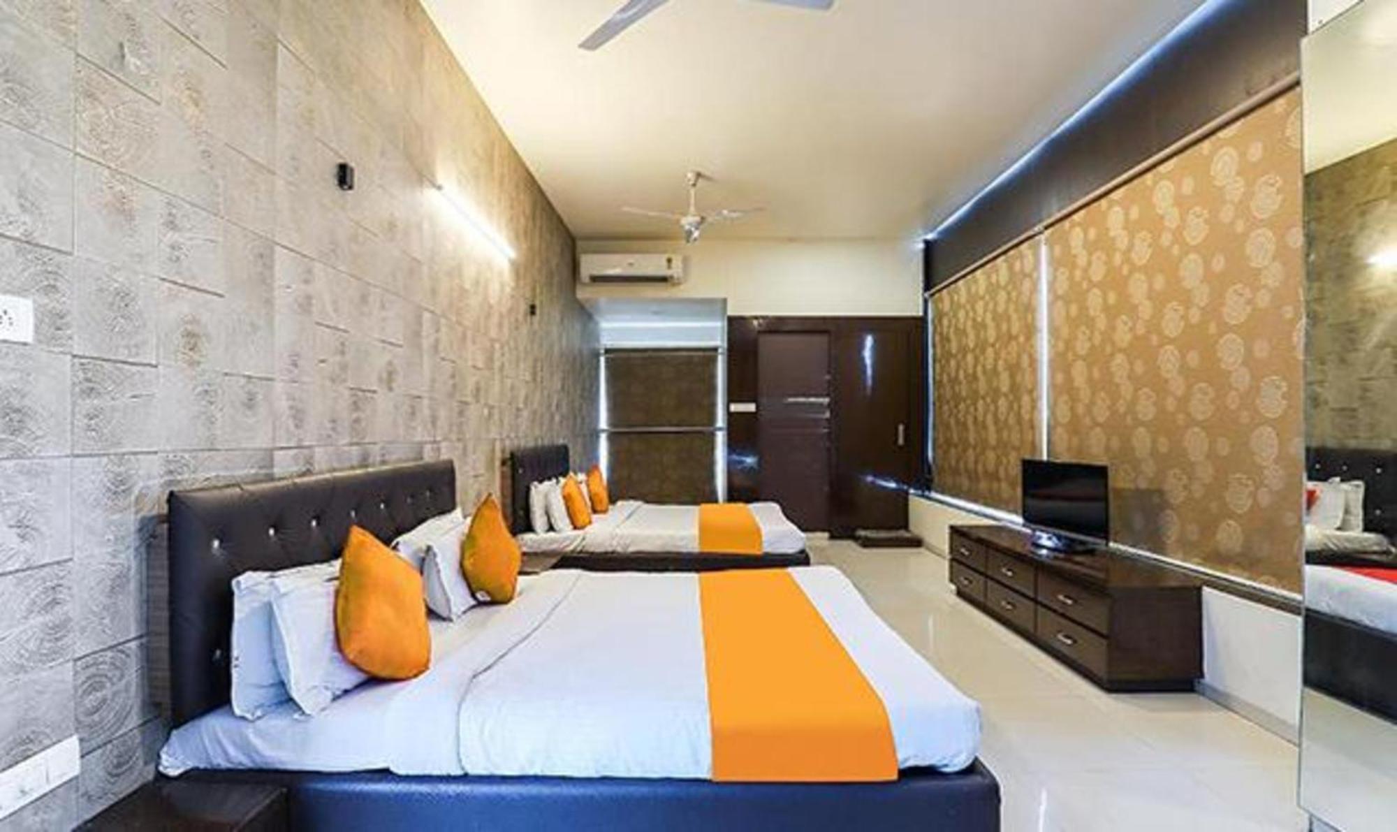 Hotel O Marigold Сурат Екстериор снимка